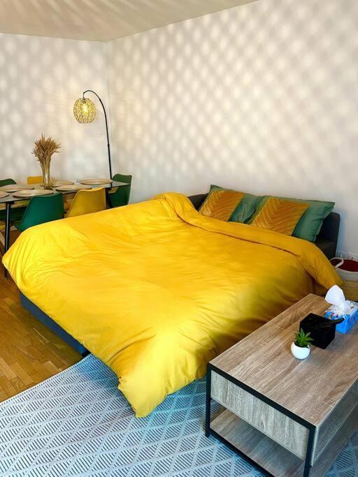 Paris-Montrouge Magnifique Appartement 3 Pieces De 75M2 Avec Parking - Tres Cosy Pour 1 - 8 Personnes Refait A Neuf -Entire Apartment Luxurious And Warm -Montrouge Paris 14Eme - Proche Aeroport Orly Parc Expositions Porte De Versailles Free Wifi Grat Eksteriør bilde